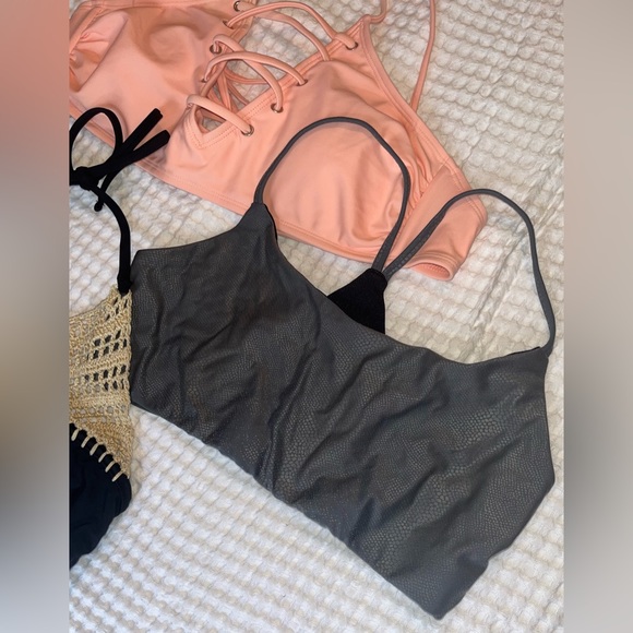 3 bikini tops, Size Large - Picture 3 of 7